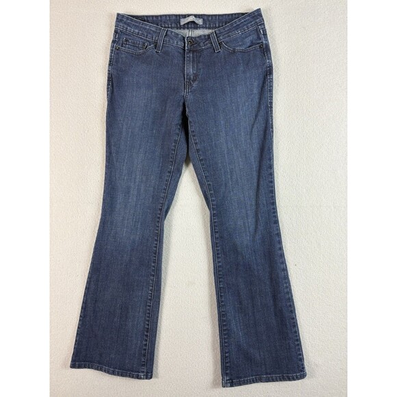 Levis Jeans Womens 32x30 Blue Boot Cut Curvy Stretch Dark Wash Tag 8M - Picture 1 of 13